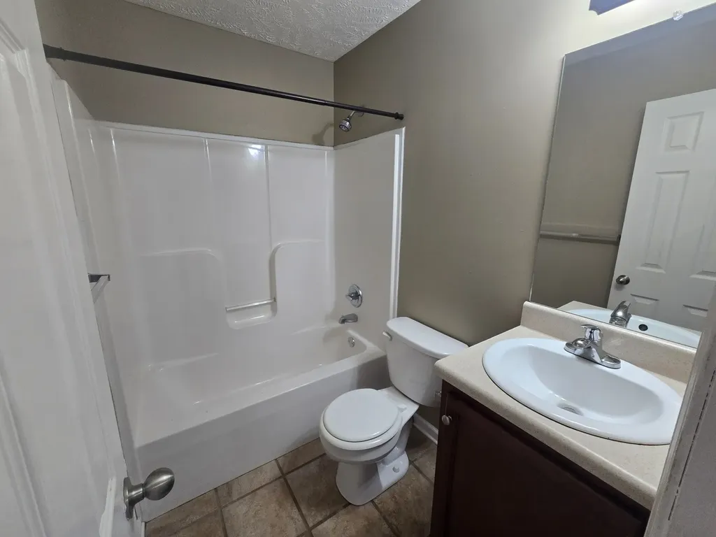 812 Oak Arbor Court Clarksville TN 37040