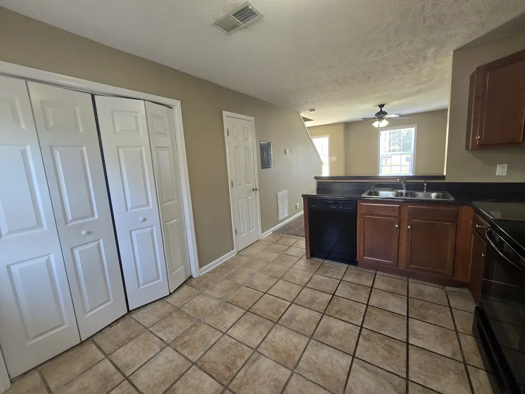 812 Oak Arbor Court Clarksville TN 37040