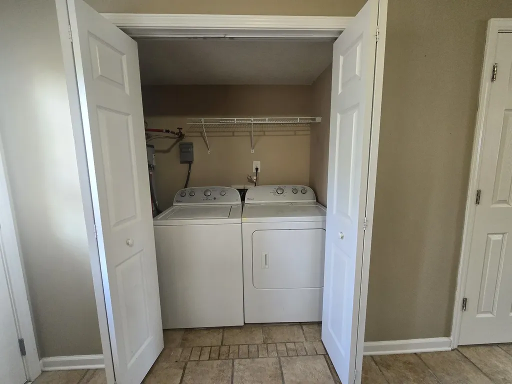812 Oak Arbor Court Clarksville TN 37040