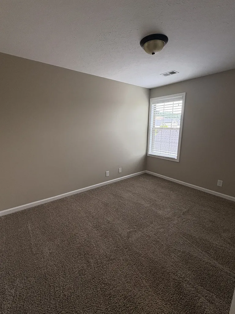 1328 Freedom Drive Clarksville TN 37042
