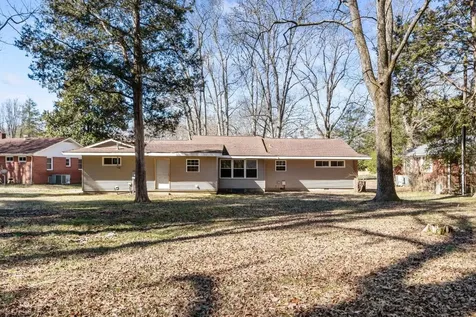 170 Westview Street Camden TN 38320