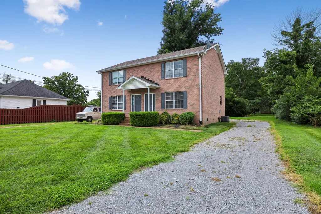 132 N Tarver Avenue Lebanon TN 37087