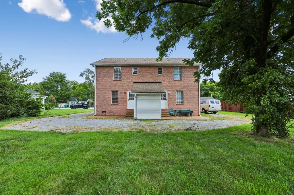 132 N Tarver Avenue Lebanon TN 37087