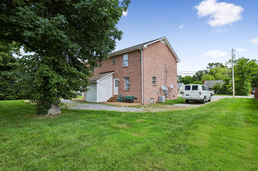 132 N Tarver Avenue Lebanon TN 37087