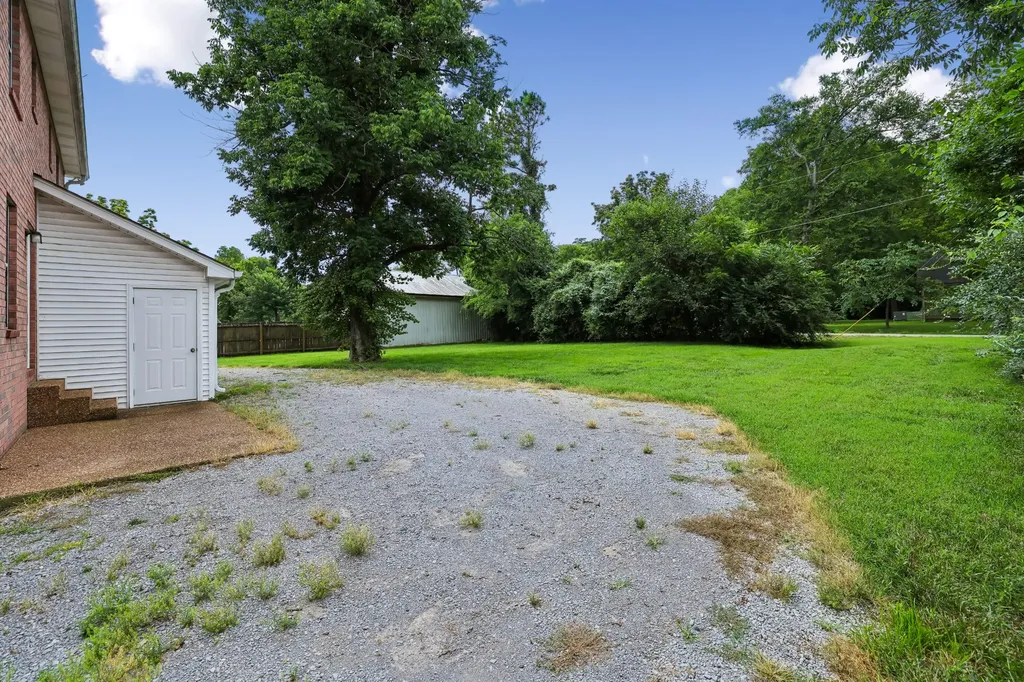 132 N Tarver Avenue Lebanon TN 37087