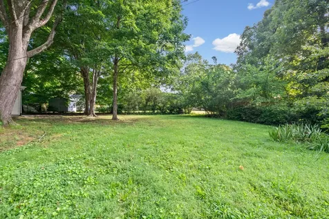 18 Dalewood Drive Clarksville TN 37042