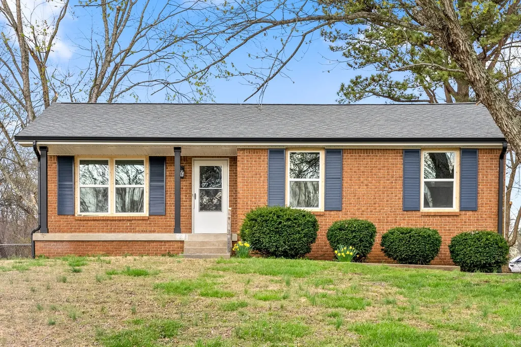 2214 Glory Drive Clarksville TN 37043