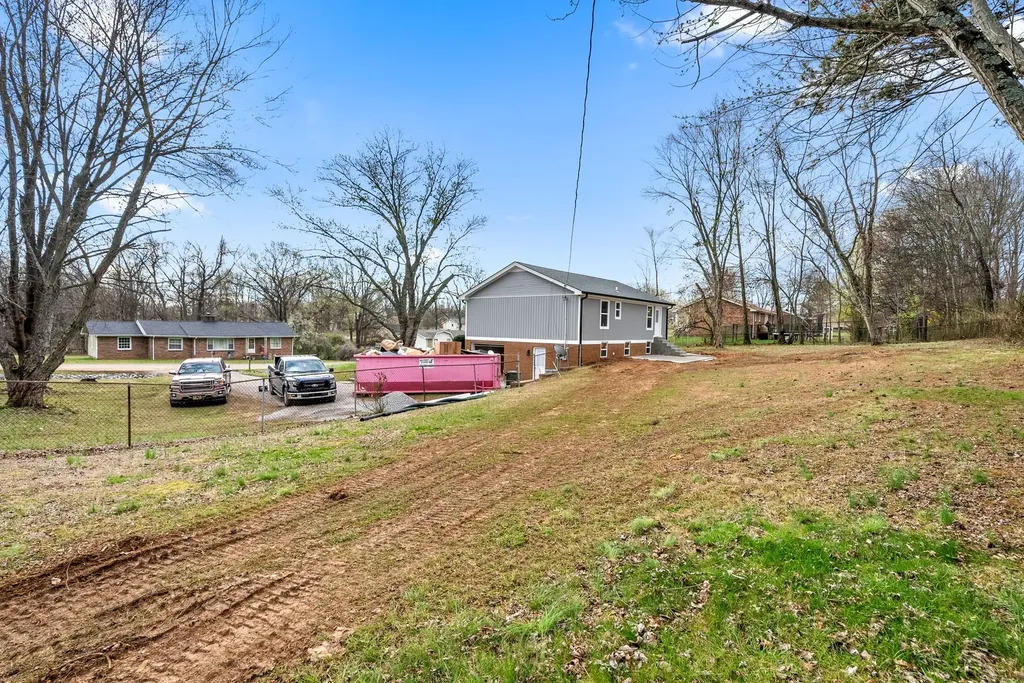 2214 Glory Drive Clarksville TN 37043