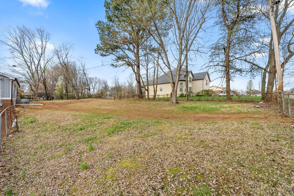 2214 Glory Drive Clarksville TN 37043