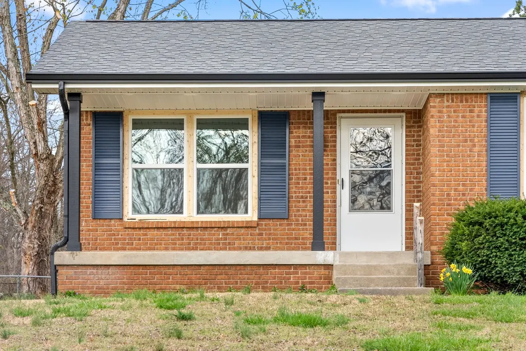 2214 Glory Drive Clarksville TN 37043