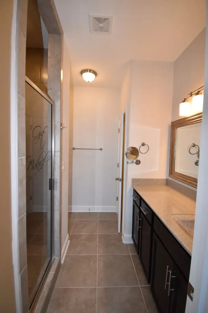 1072 Fuji Lane Clarksville TN 37040