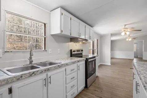 624 Nickletown Road Sugar Tree TN 38380