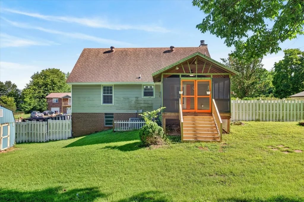 607 Granger Lane Clarksville TN 37042