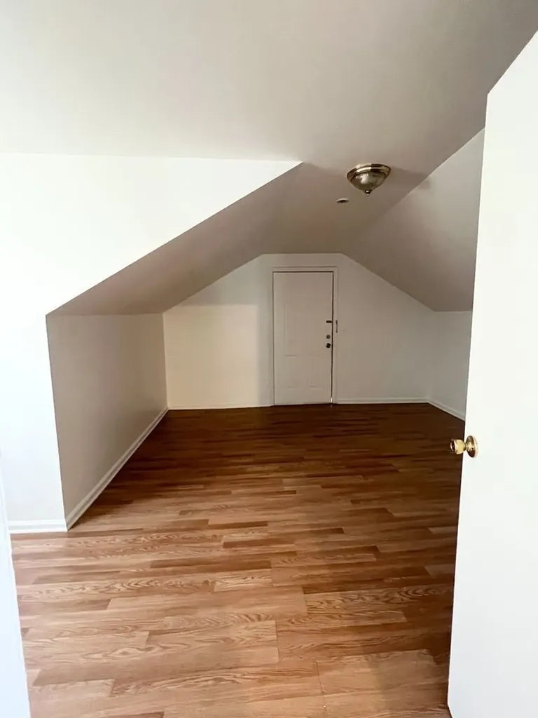 300 37th Ave, N Nashville TN 37209