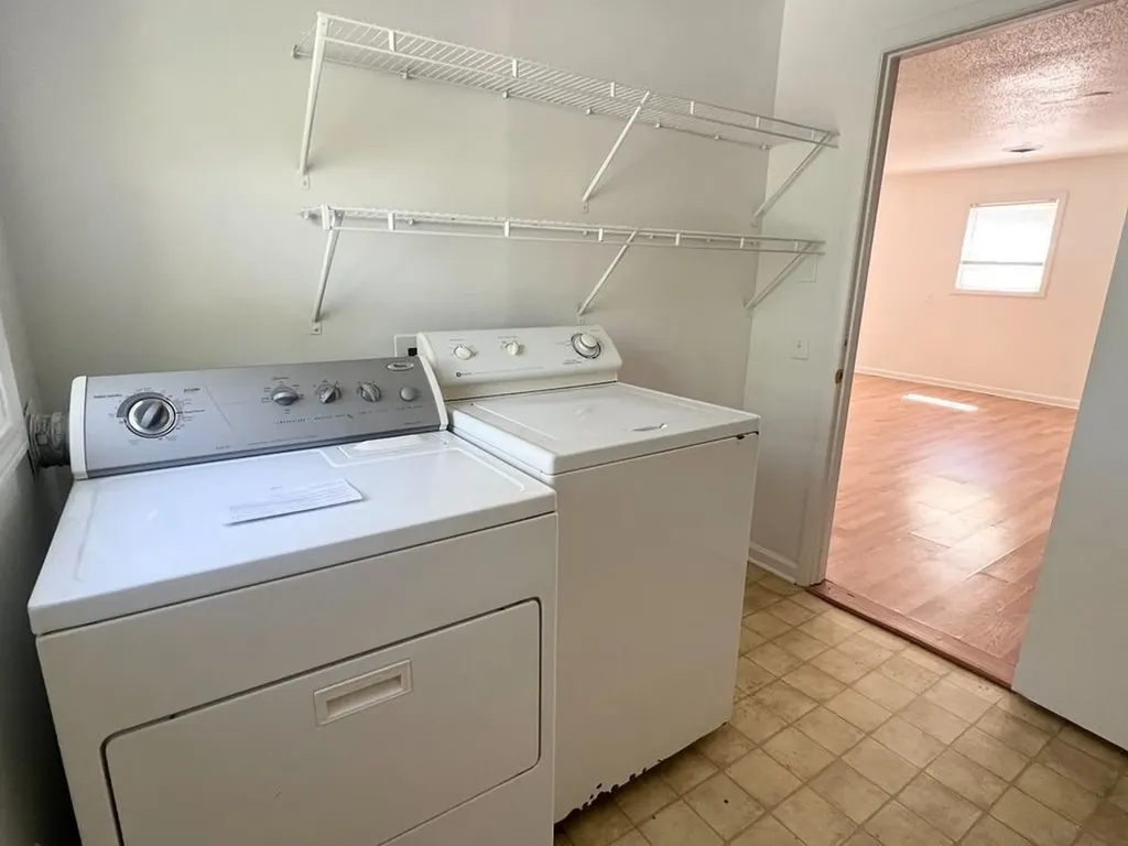 300 37th Ave, N Nashville TN 37209