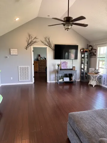 1288 Mount Olive Road Westmoreland TN 37186