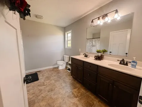 1288 Mount Olive Road Westmoreland TN 37186