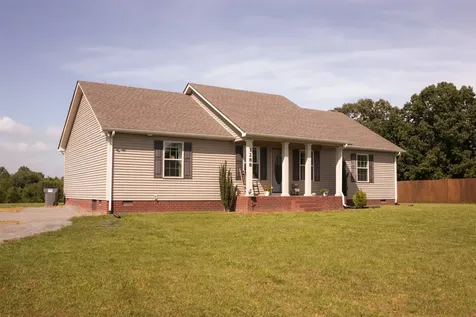 1288 Mount Olive Road Westmoreland TN 37186