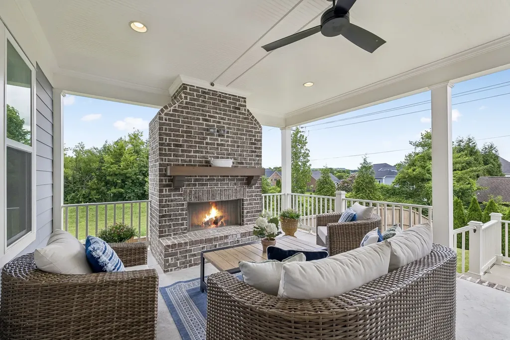 3127 Long Branch Circle Franklin TN 37064