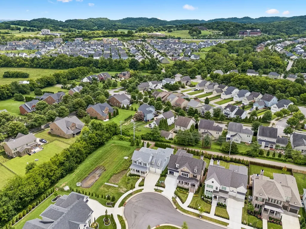 3127 Long Branch Circle Franklin TN 37064