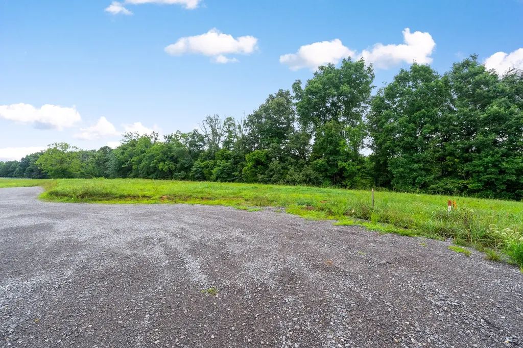 4 Johnson Chapel Road Sparta TN 38583