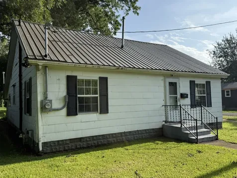207 Powell Street Decherd TN 37324