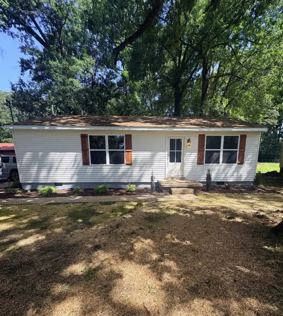 205 Tulsa Avenue Tullahoma TN 37388