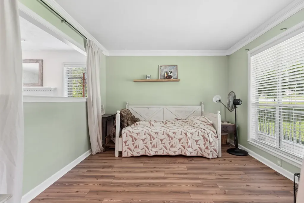1214 Hollis Terrace Cottontown TN 37048