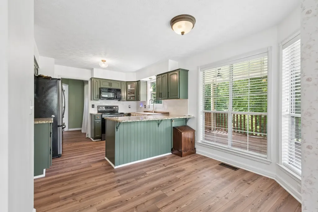 1214 Hollis Terrace Cottontown TN 37048