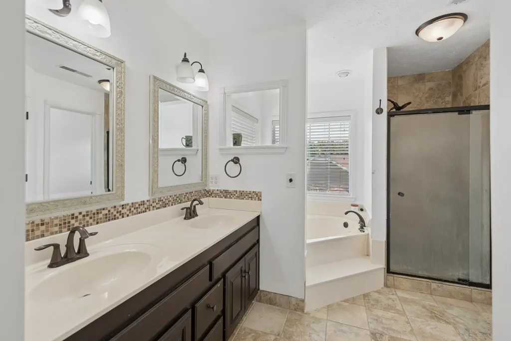 1214 Hollis Terrace Cottontown TN 37048