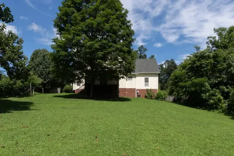 1214 Hollis Terrace Cottontown TN 37048