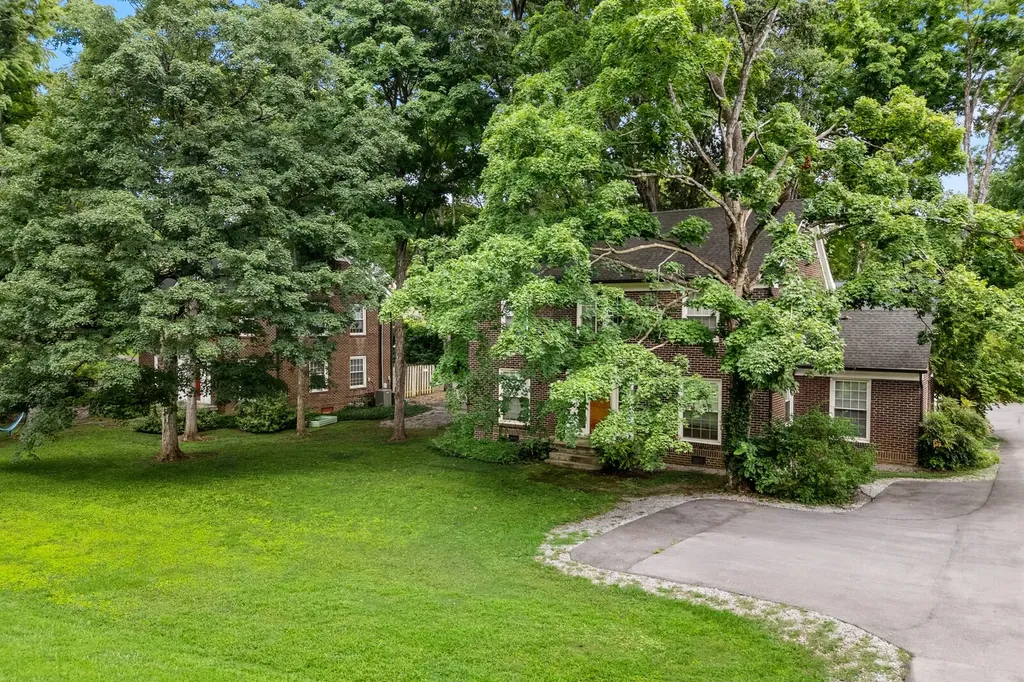 600 Bowling Avenue Nashville TN 37215