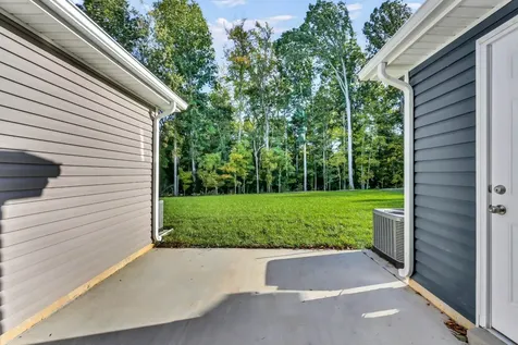 133 Quarry Point Drive Clarksville TN 37043