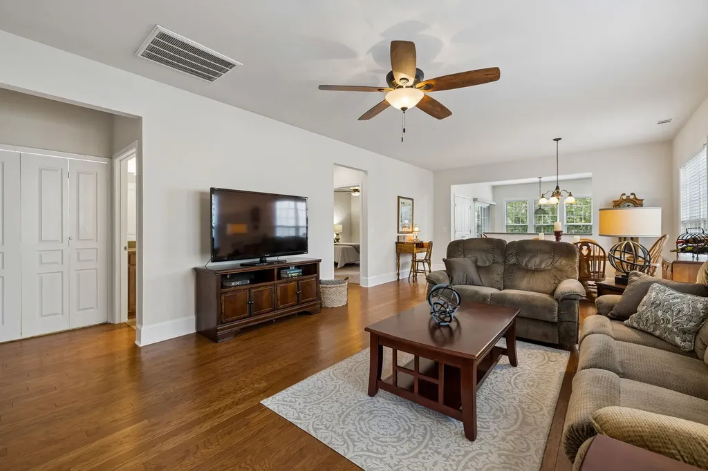 215 Old Towne Drive Mount Juliet TN 37122