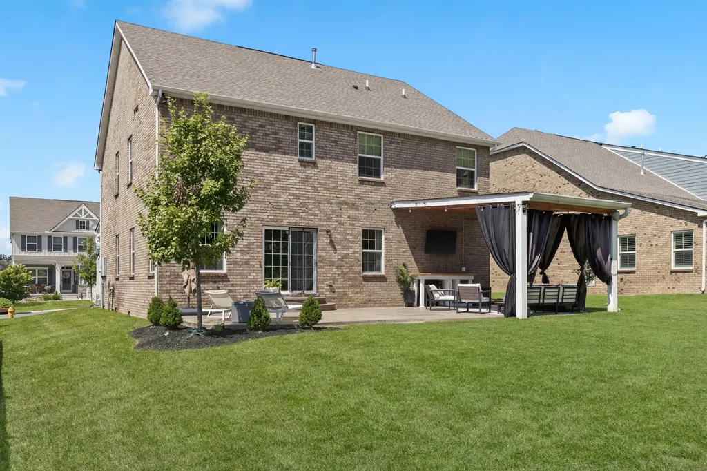 285 Grassy Glen Drive Gallatin TN 37066