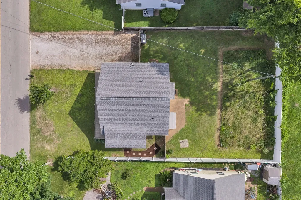 604 Basswood Avenue Nashville TN 37209