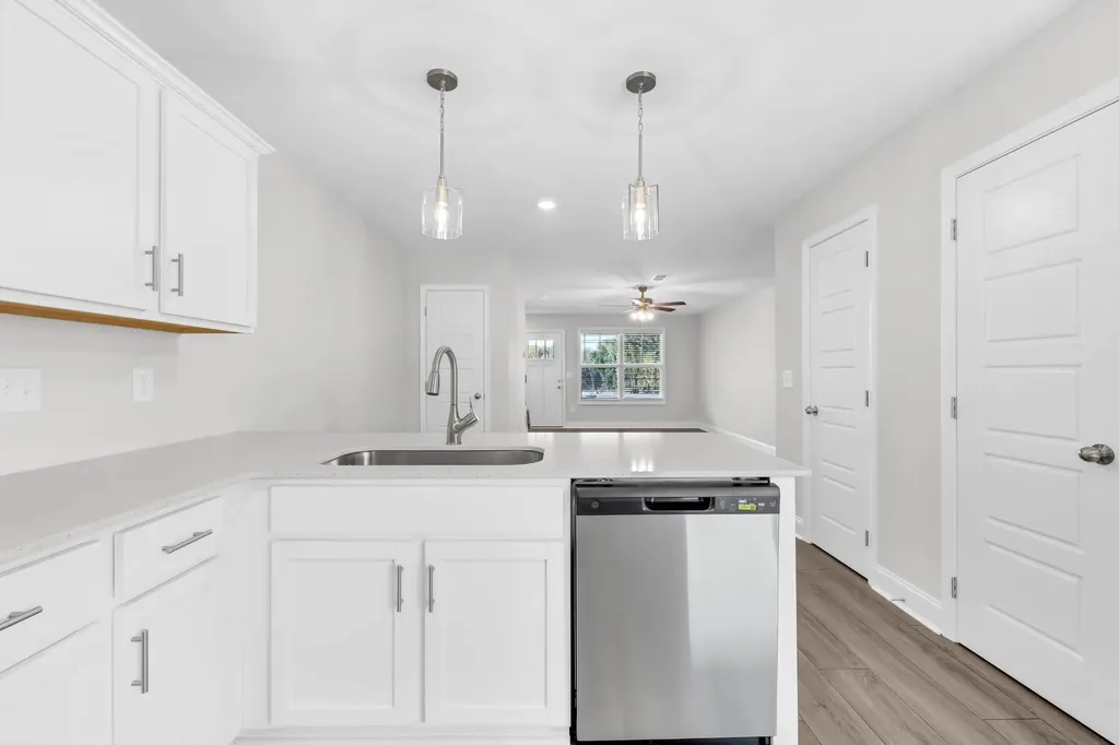 135 Quarry Point Drive Clarksville TN 37043