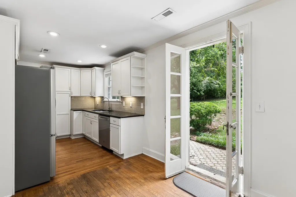 1019 Battlefield Drive Nashville TN 37204