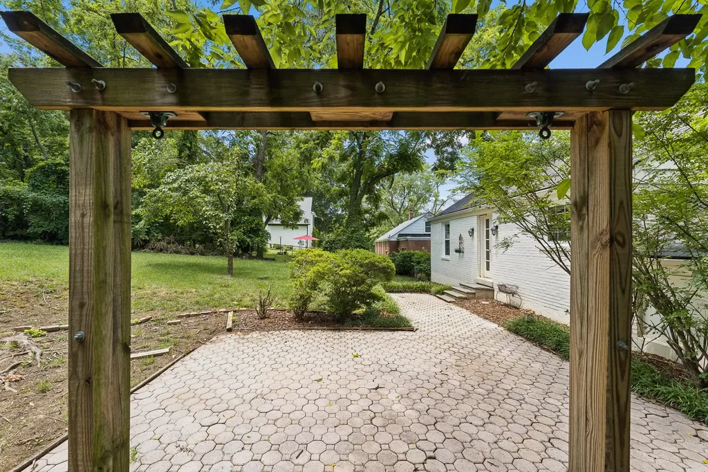 1019 Battlefield Drive Nashville TN 37204