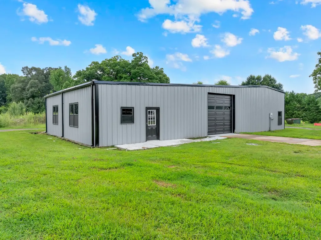 30 Arbor Lane Tullahoma TN 37388