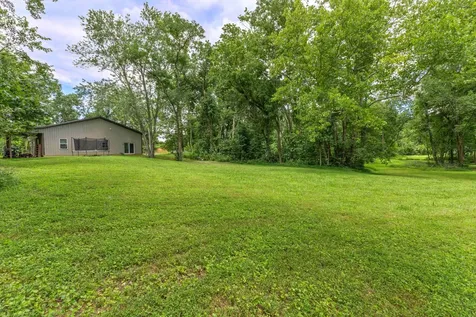 176 S Palmers Chapel Road White House TN 37188