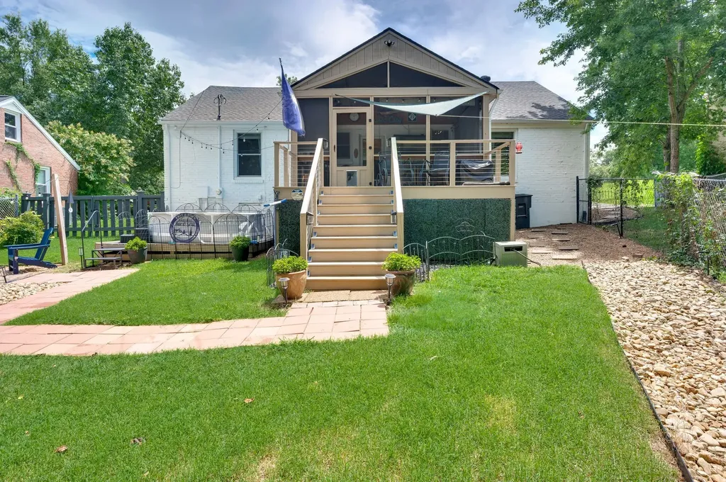 5640 Stoneway Trail Nashville TN 37209