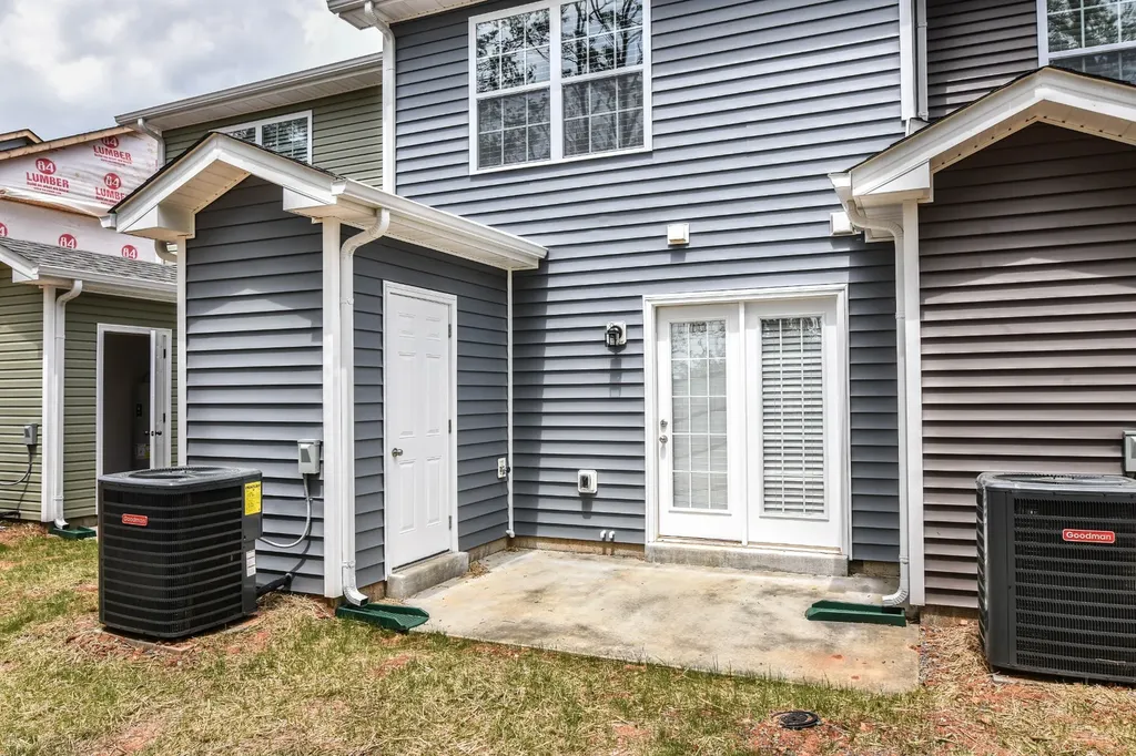 259 Alexander Boulevard Clarksville TN 37040