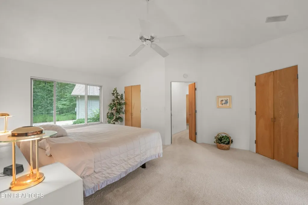 10 Berkeley Crossville TN 38558