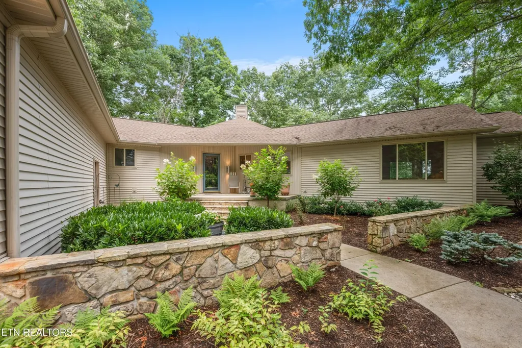 10 Berkeley Crossville TN 38558