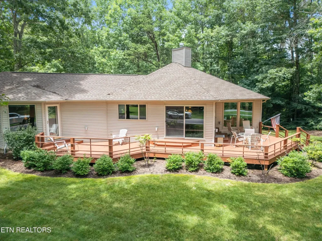 10 Berkeley Crossville TN 38558