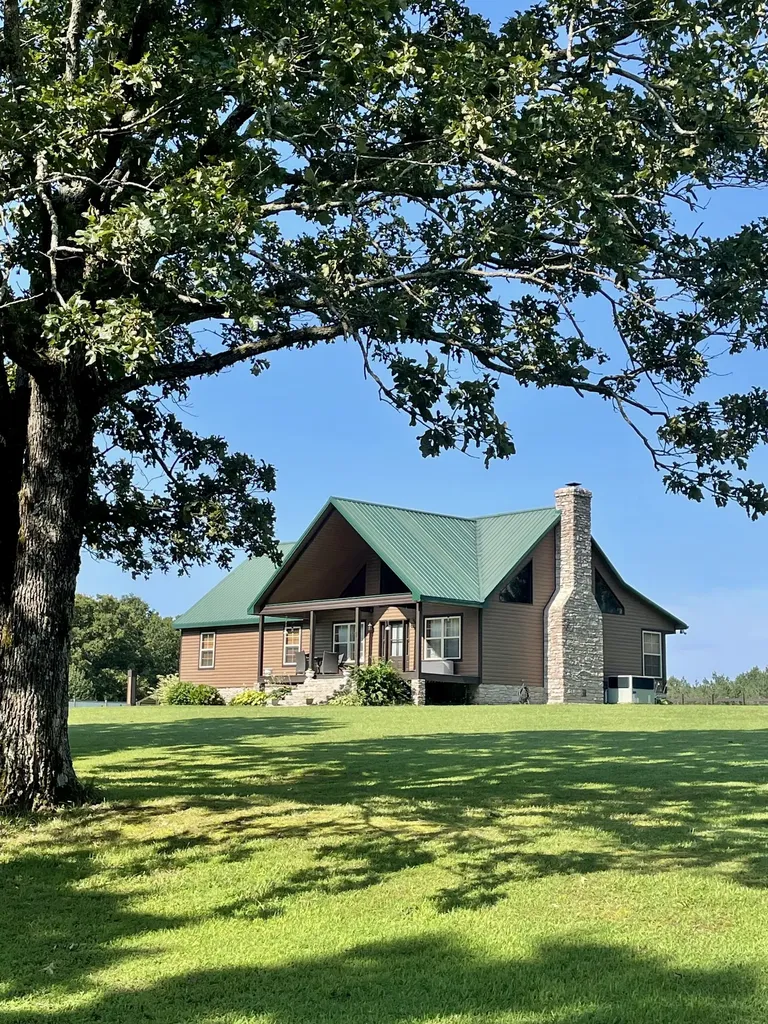 9533 Buttermilk Ridge Road Lawrenceburg TN 38464