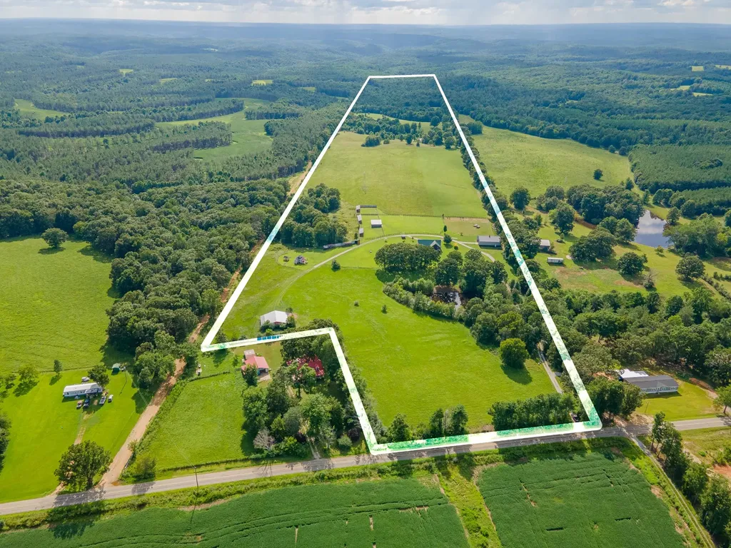 9533 Buttermilk Ridge Road Lawrenceburg TN 38464