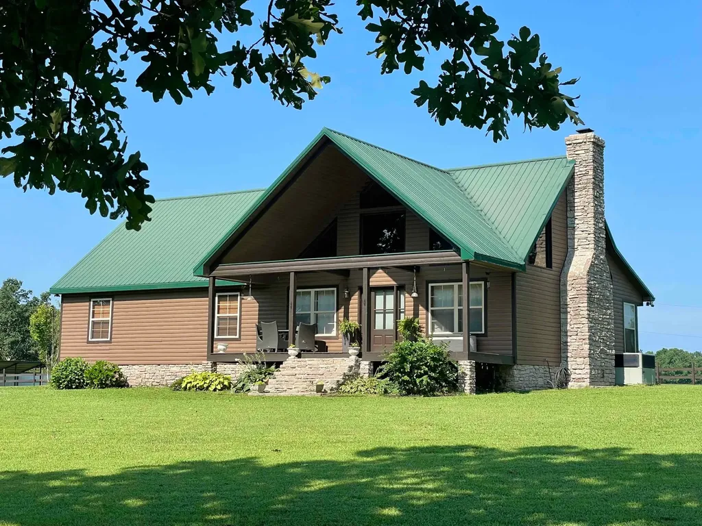 9533 Buttermilk Ridge Road Lawrenceburg TN 38464