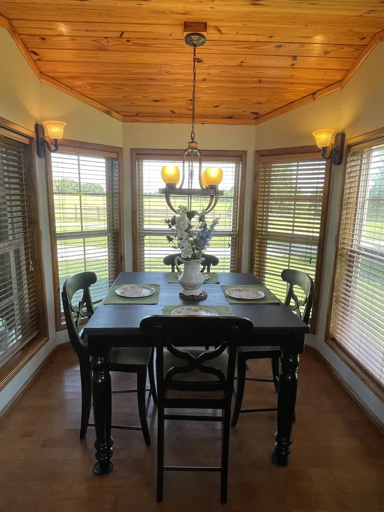 9533 Buttermilk Ridge Road Lawrenceburg TN 38464